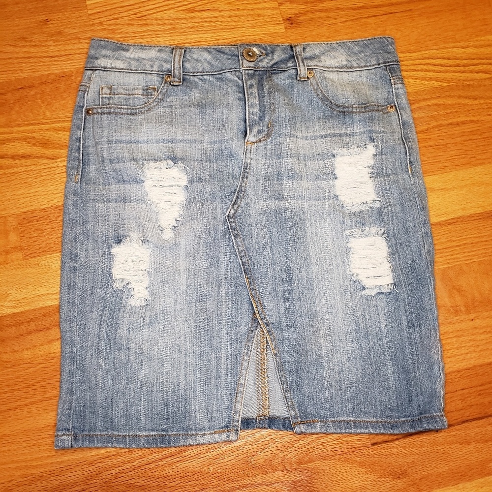 Distressed denim pencil skirt w/ slit